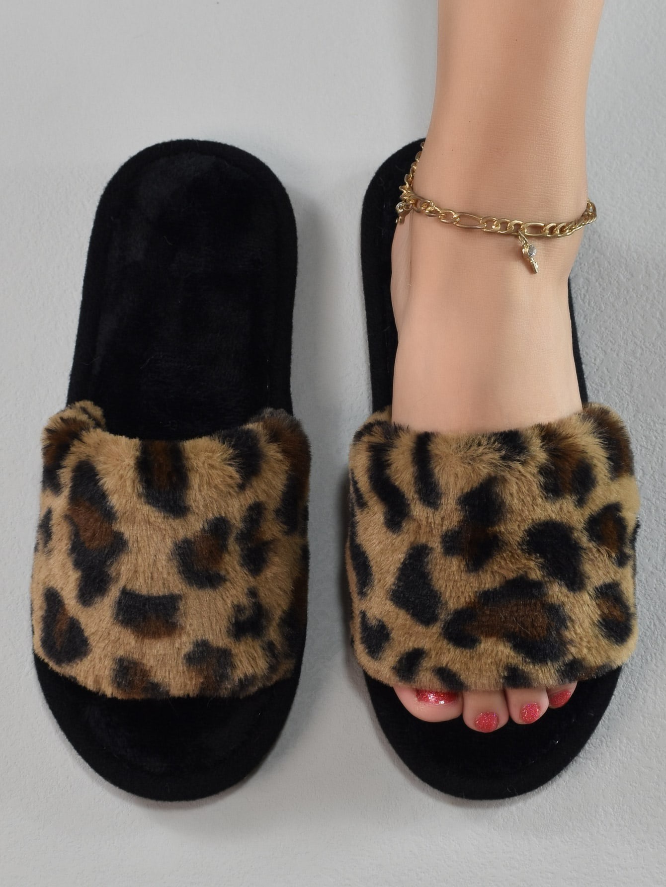 Ladie's Leopard