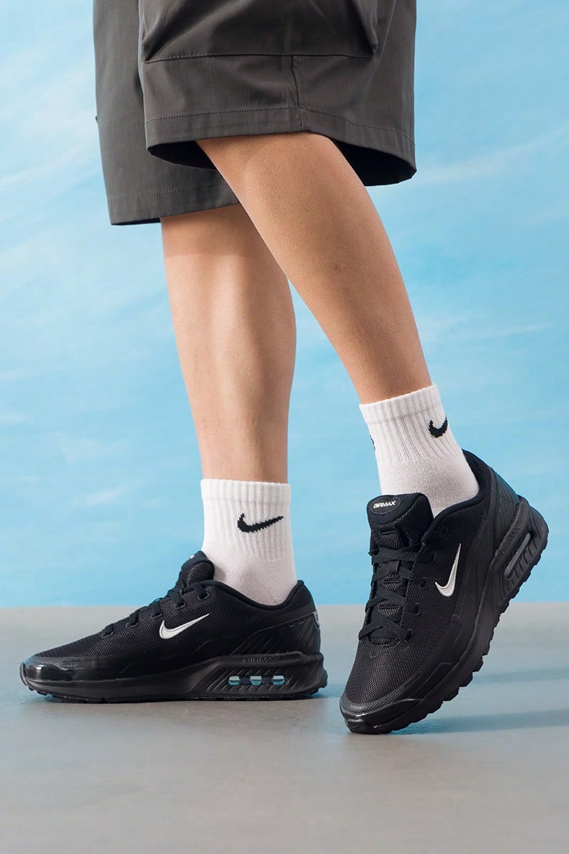 Nike AIR MAX BIA SE