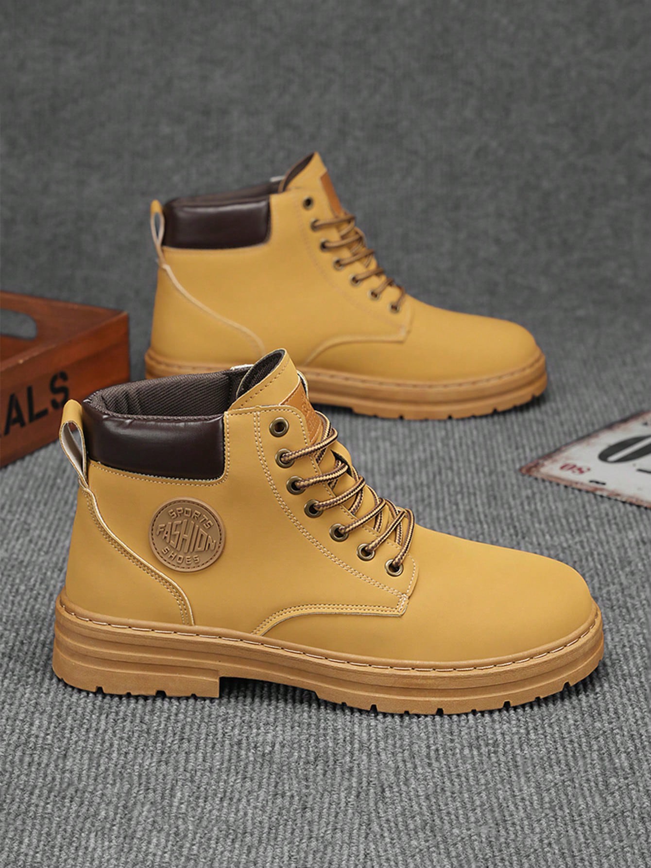 Wasp Boots